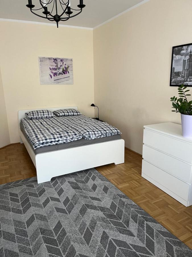 Apartment Kabaty Варшава Екстериор снимка