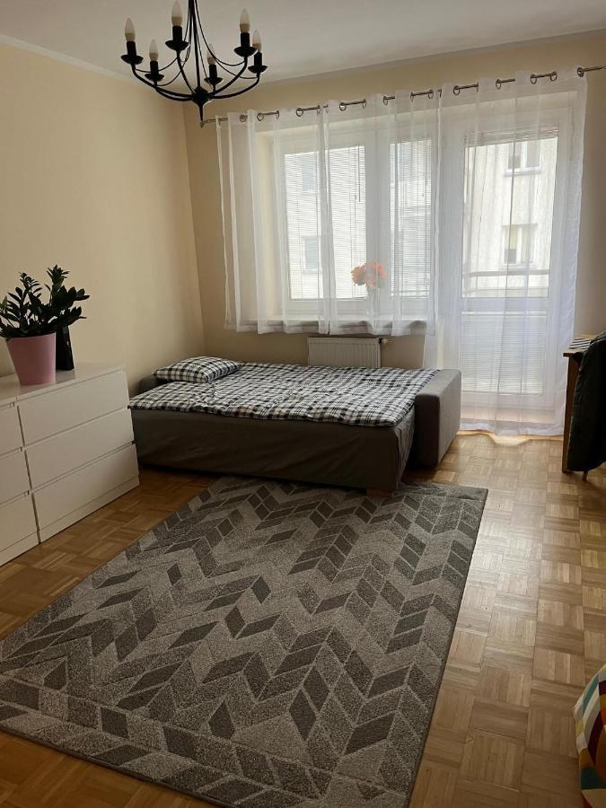Apartment Kabaty Варшава Екстериор снимка